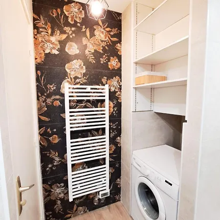 Apartament Le Coeur De - Plein Centre - 150m De La - Cour Exterieur Privative - Ideal Pour Couple *