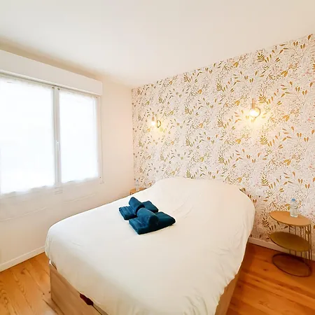 Apartament Le Coeur De - Plein Centre - 150m De La - Cour Exterieur Privative - Ideal Pour Couple