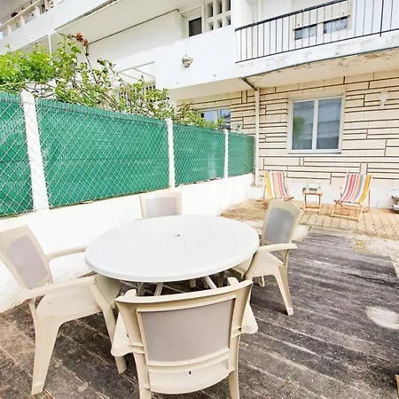 Le Coeur De - Plein Centre - 150m De La - Cour Extérieur Privative - Idéal Pour Couple *